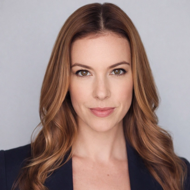 SARAH GRACE SANDERS – TELEVISION ANCHOR